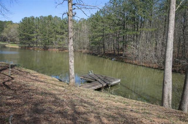 397 Sandhill Hickory Level Road, Carrollton, GA 30116