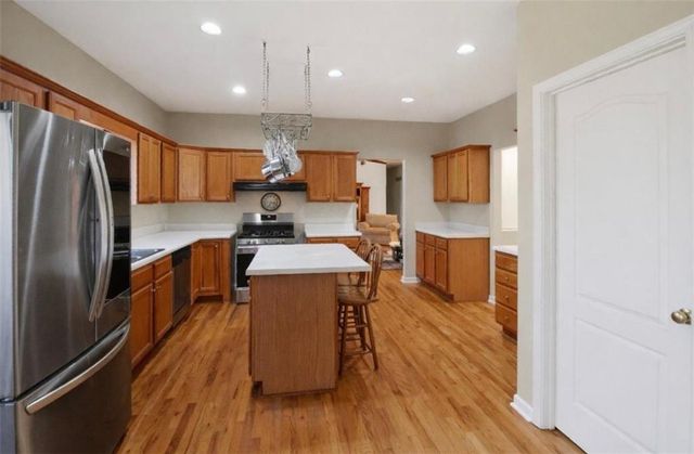 397 Sandhill Hickory Level Road, Carrollton, GA 30116