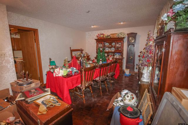 1006 Quitman St, Pittsburg, TX 75686