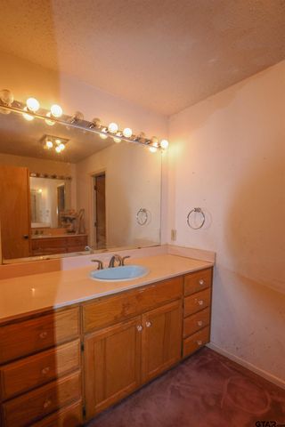 1006 Quitman St, Pittsburg, TX 75686