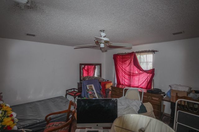 1006 Quitman St, Pittsburg, TX 75686