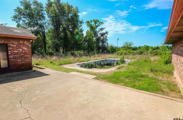 1006 Quitman St, Pittsburg, TX 75686