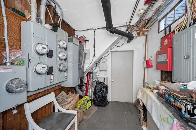 241 Lowell Street 3, Andover, MA 01810