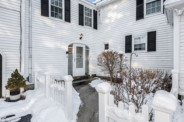 241 Lowell Street 3, Andover, MA 01810