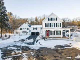 241 Lowell Street 3, Andover, MA 01810