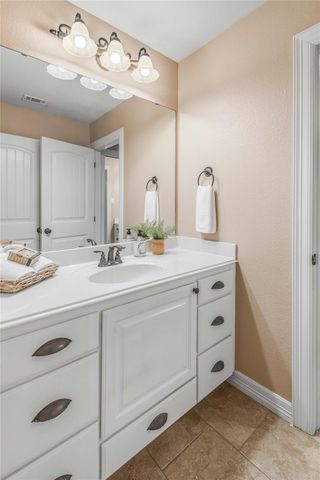 2491 Newark Circle, College Station, TX 77845