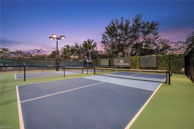 5422 GUADELOUPE WAY, Naples, FL 34119