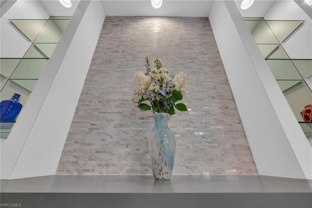 5422 GUADELOUPE WAY, Naples, FL 34119