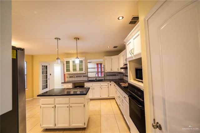 1901 Duke Avenue, Mcallen, TX 78504