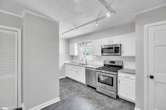 5016 Maplewood Drive, Greenville, SC 29615