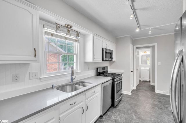 5016 Maplewood Drive, Greenville, SC 29615