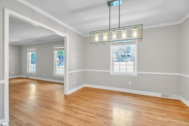 5016 Maplewood Drive, Greenville, SC 29615