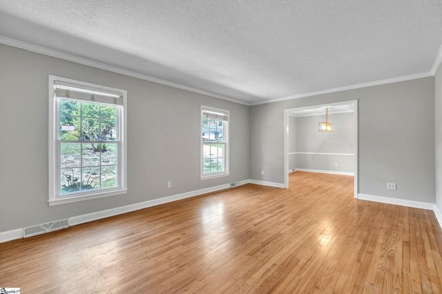 5016 Maplewood Drive, Greenville, SC 29615