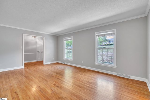 5016 Maplewood Drive, Greenville, SC 29615