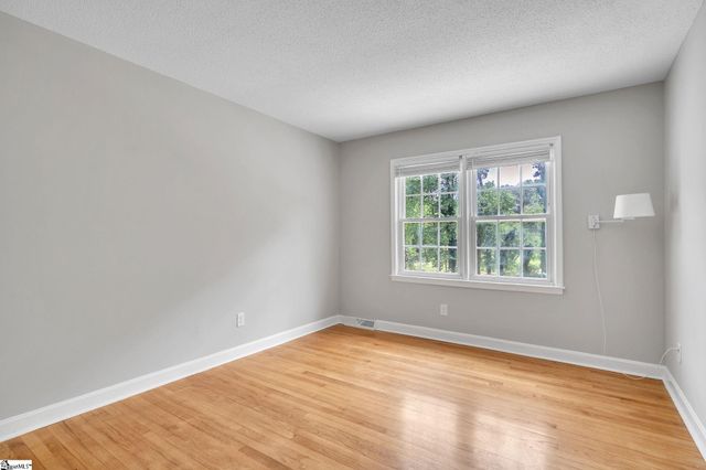 5016 Maplewood Drive, Greenville, SC 29615
