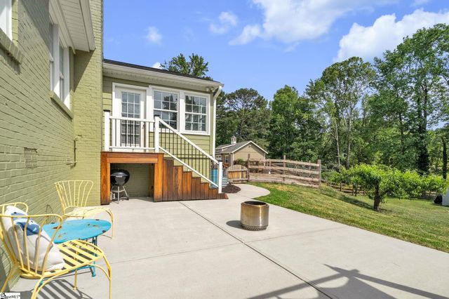 5016 Maplewood Drive, Greenville, SC 29615