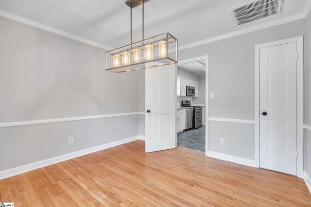 5016 Maplewood Drive, Greenville, SC 29615