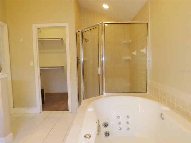 7555 PINE VALLEY LANE, Seminole, FL 33776