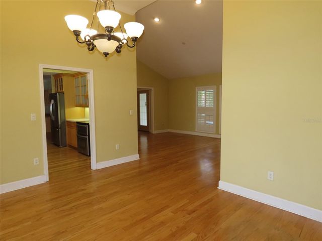 7555 PINE VALLEY LANE, Seminole, FL 33776