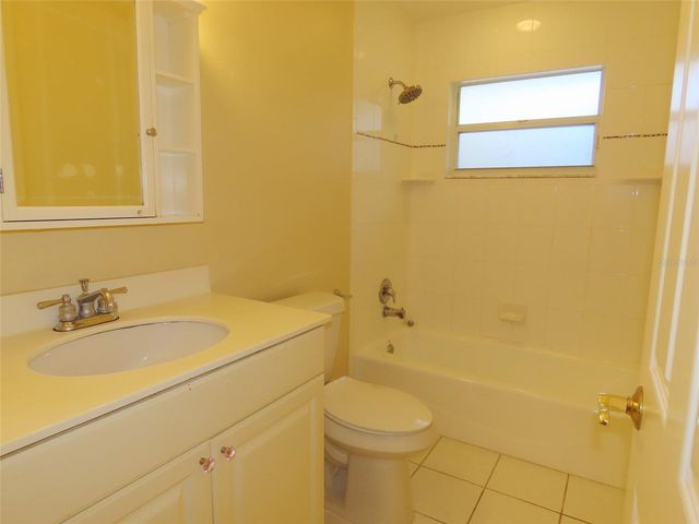 7555 PINE VALLEY LANE, Seminole, FL 33776
