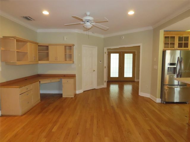 7555 PINE VALLEY LANE, Seminole, FL 33776
