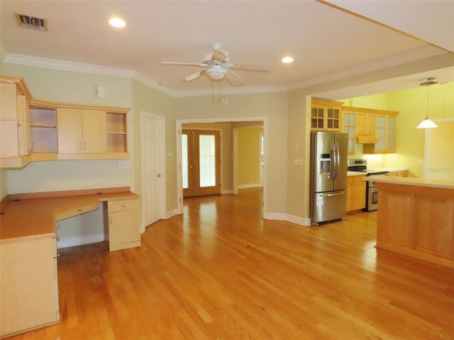 7555 PINE VALLEY LANE, Seminole, FL 33776