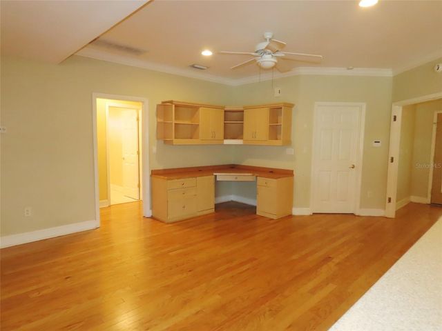 7555 PINE VALLEY LANE, Seminole, FL 33776