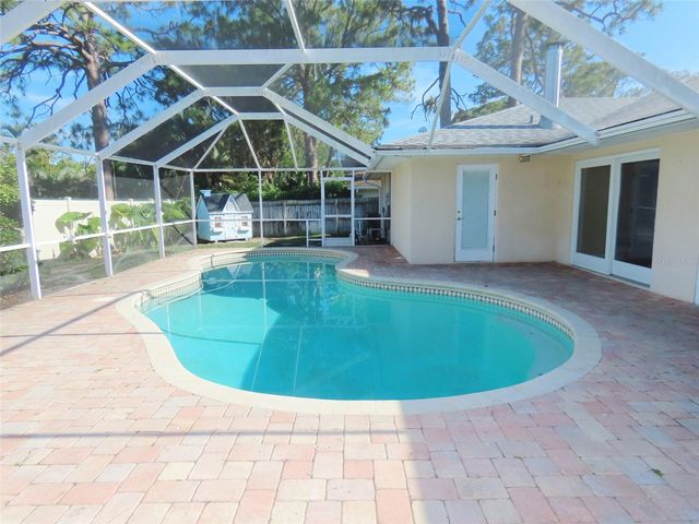 7555 PINE VALLEY LANE, Seminole, FL 33776