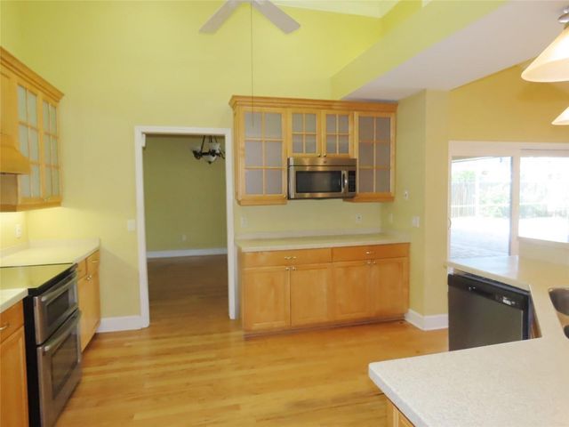 7555 PINE VALLEY LANE, Seminole, FL 33776