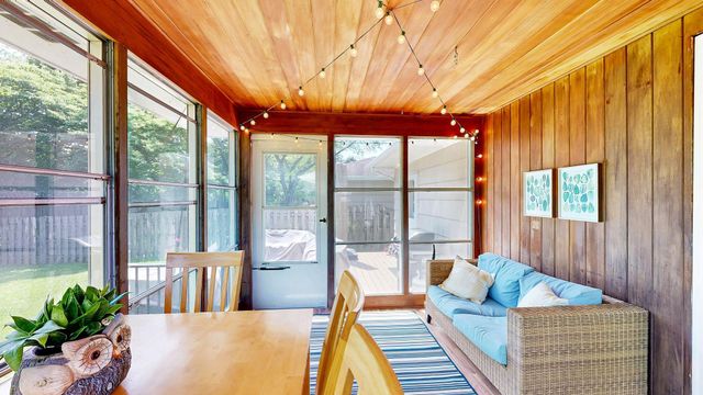 6609 Southdale Road, Edina, MN 55435