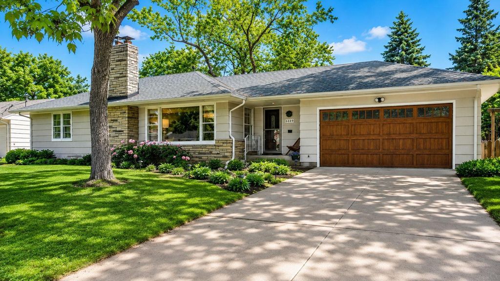 6609 Southdale Road, Edina, MN 55435