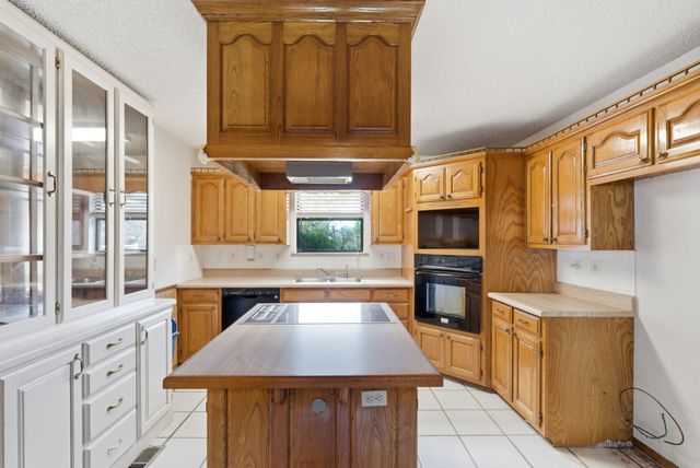 2480 Timber Wolf Trail, Stephenville, TX 76401