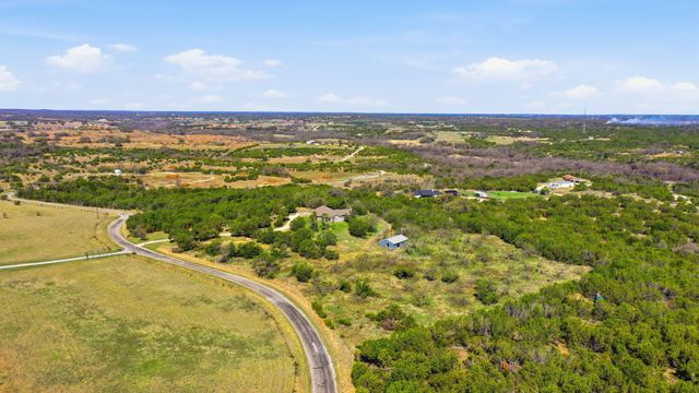 2480 Timber Wolf Trail, Stephenville, TX 76401
