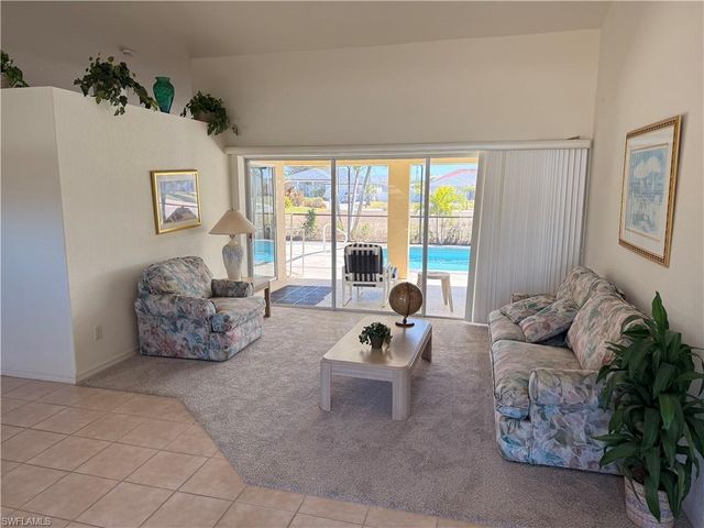 3737 SW 12th PL, Cape Coral, FL 33914