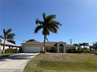 3737 SW 12th PL, Cape Coral, FL 33914