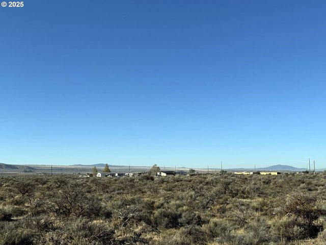 Pinion Lane, Christmas Valley, OR 97641