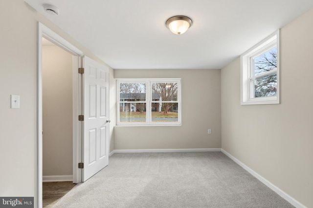 9505 PRYDE DR, Clinton, MD 20735