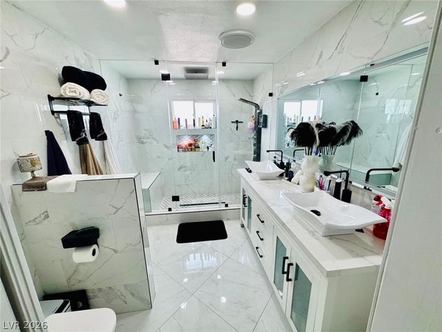 4679 East Cleveland Avenue, Las Vegas, NV 89104