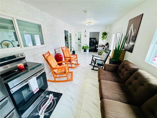 4679 East Cleveland Avenue, Las Vegas, NV 89104