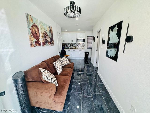 4679 East Cleveland Avenue, Las Vegas, NV 89104