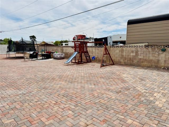 4679 East Cleveland Avenue, Las Vegas, NV 89104