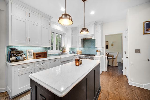 1429 Braxton Road, Libertyville, IL 60048