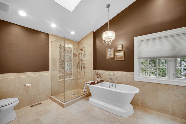 1429 Braxton Road, Libertyville, IL 60048