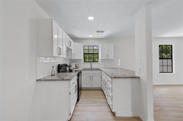12019 Beth Lane, Magnolia, TX 77354