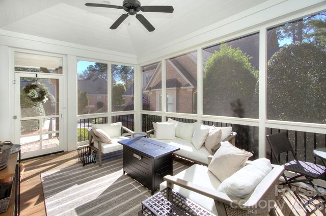 18530 Carnegie Overlook Boulevard, Davidson, NC 28036