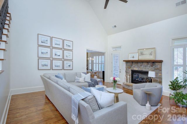 18530 Carnegie Overlook Boulevard, Davidson, NC 28036