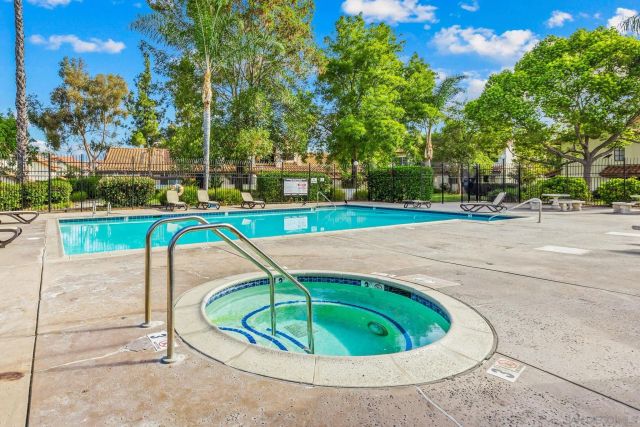 1651 S Juniper 98, Escondido, CA 92025