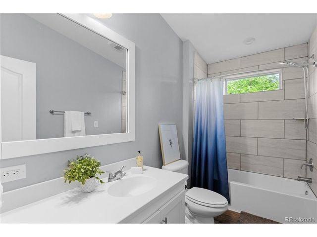 1797 Alton St, Aurora, CO 80010
