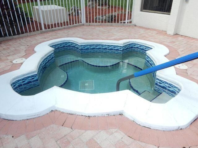 6662 Boca Del Mar Drive 111, Boca Raton, FL 33433