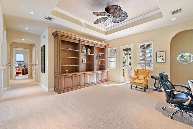 849 Harbour Isle Pl, North Palm Beach, FL 33410